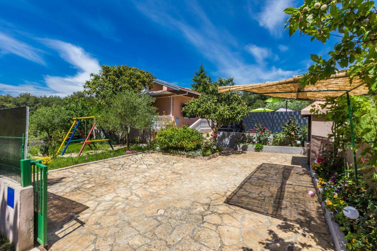 Holiday Home Flora Zadar Extérieur photo