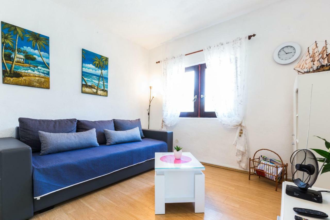 Holiday Home Flora Zadar Extérieur photo