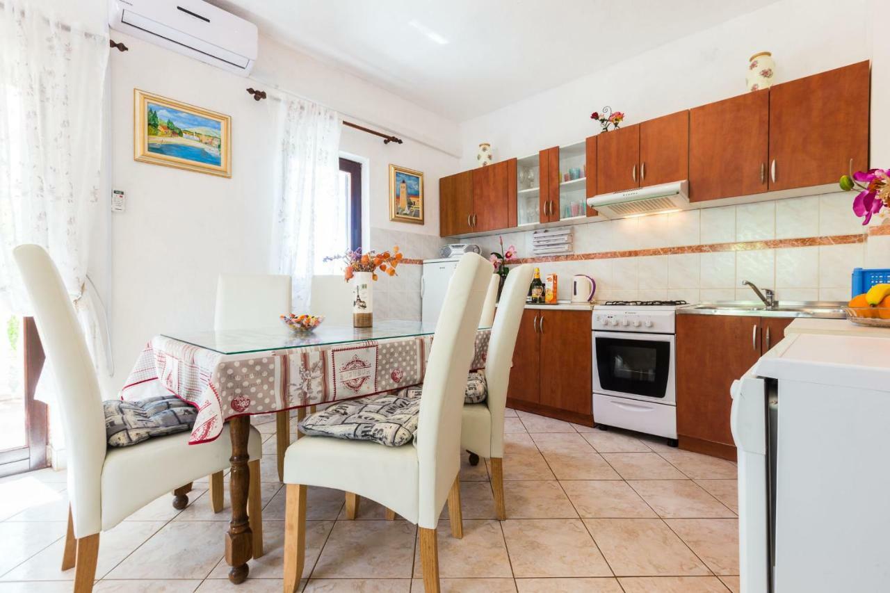 Holiday Home Flora Zadar Extérieur photo