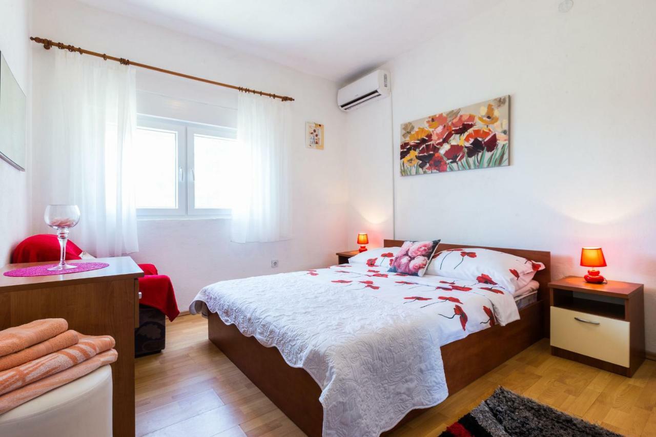 Holiday Home Flora Zadar Extérieur photo