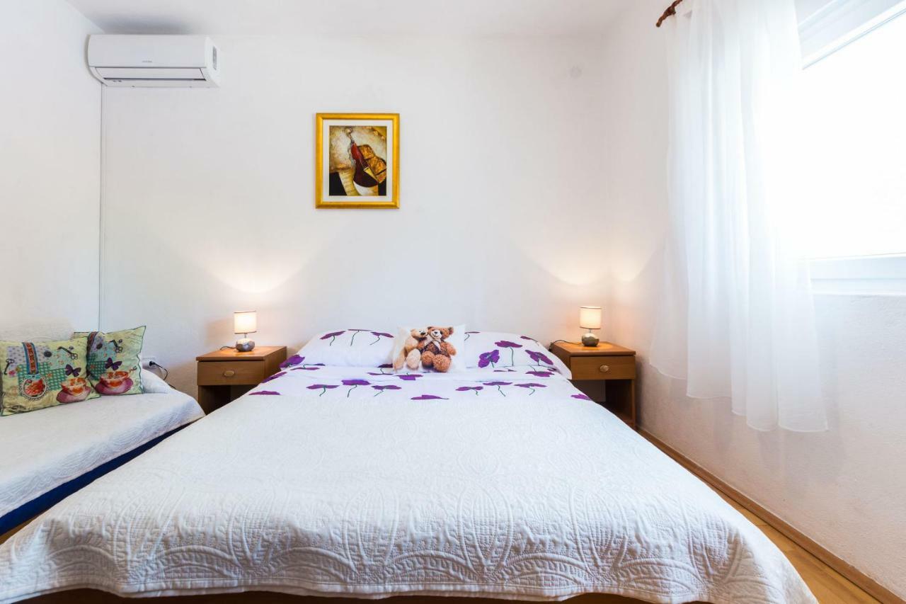 Holiday Home Flora Zadar Extérieur photo